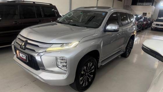 MITSUBISHI PAJERO SPORT 2.4 16V MIVEC TURBO DIESEL HPE AWD AUTOMÁTICO